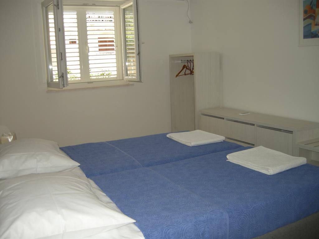 Domenica Apartments Racisce Phòng bức ảnh